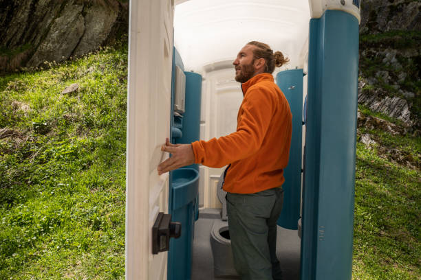 Portable Toilet Options We Offer in Lisbon, ME